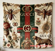 Gucci Vintage Safari Tapestry Bee & Tiger Gucci Art Throw blankets IMG_2704